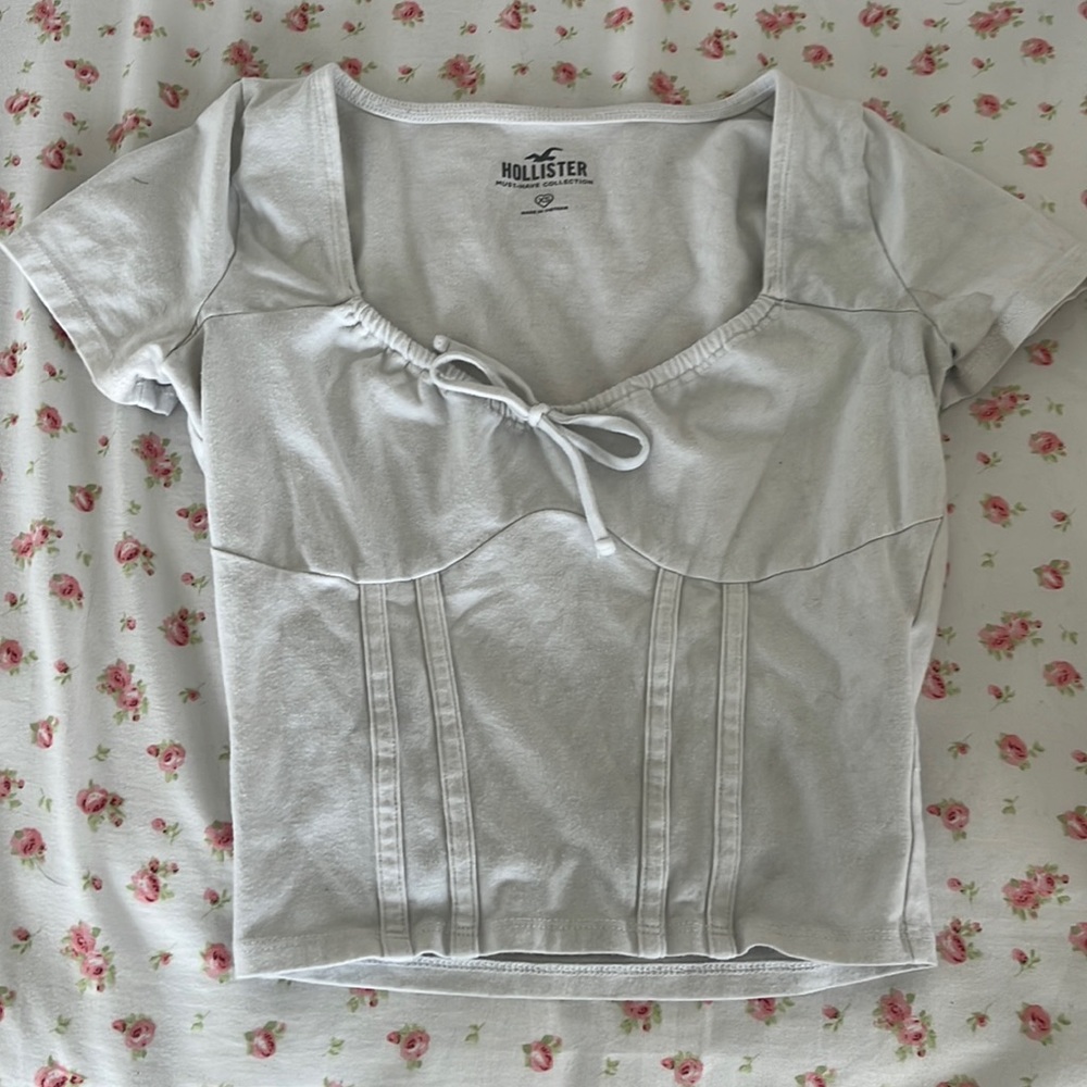 white hollister top
